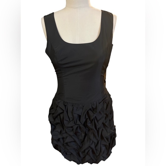 Express sleeveless mini Black Ruffle Cocktail Dress size 10 - Picture 1 of 9